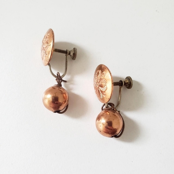 Copper Screw Back Earrings - Picture 1 of 3